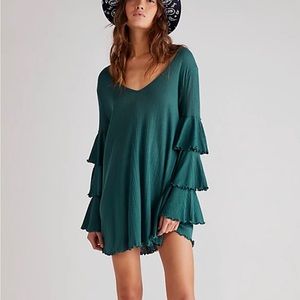 * Mint colour * Free People Beach Bell Sleeve S